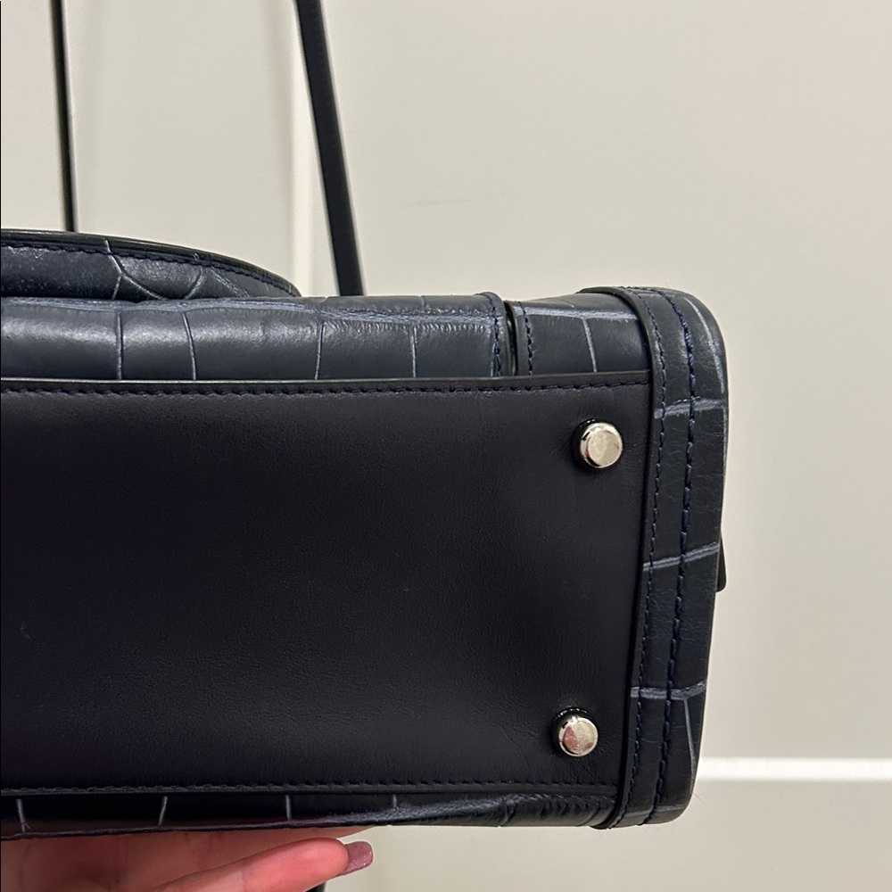 Coach (EUC) Swagger Frame Satchel in Navy Blue Crocodile-Embossed Leather - Picture 8 of 17